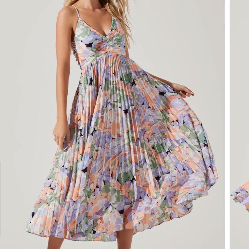NWT ASTR the Label Blyth Floral Plisse Midi Dress sz L